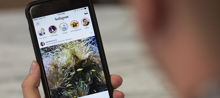 O Instagram Stories é uma ótima ferramenta para atrair mais público. Os vídeos e imagens utilizados nele ajudam a manter o interesse dos seus seguidores.
