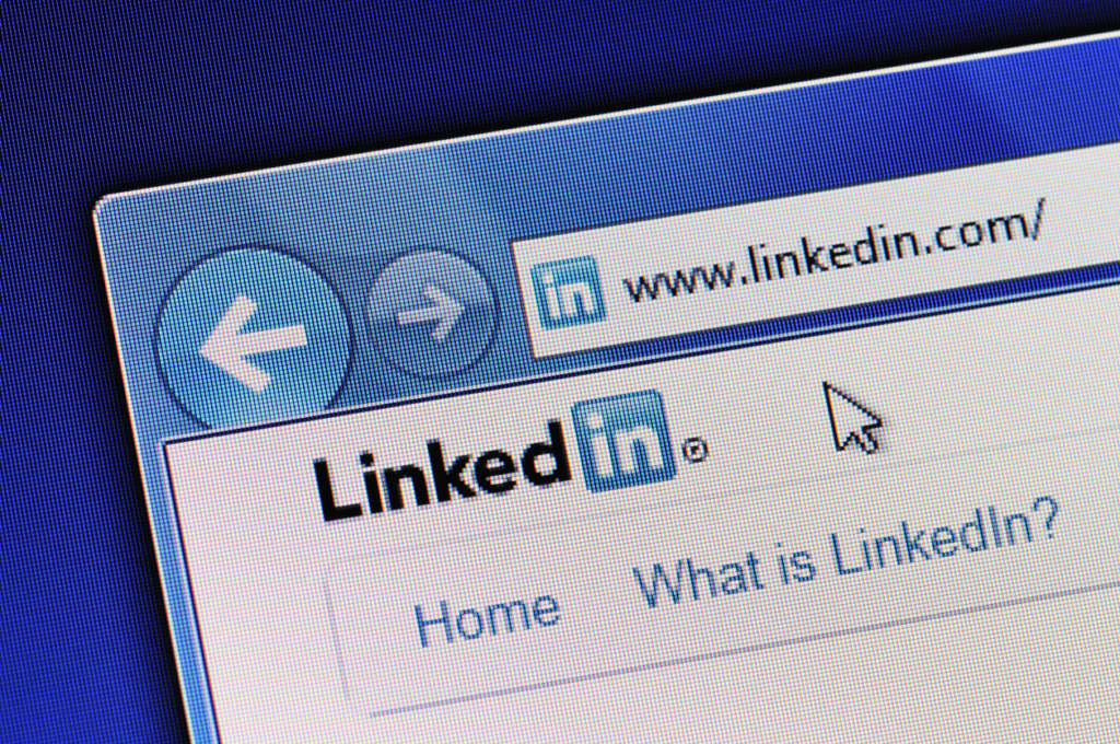 Anúncios no LinkedIn: descubra se você deve investir